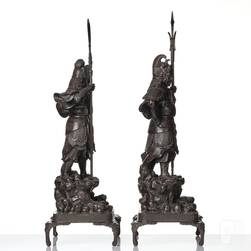 A pair of Japanese bronze guardians, - 图6